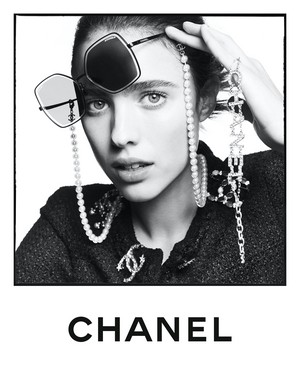  Margaret Qualley for Chanel Eyewear (2020)