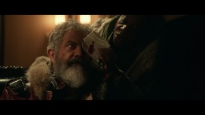  Mel Gibson as Chris Cringle (Fatman) nyara