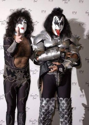  Paul Stanley and Gene Simmons | 29th Annual American 音楽 Awards 表示する | January 9, 2002