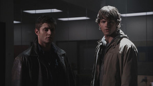  Sam and Dean | sobrenatural 1.03 Dead in the Water
