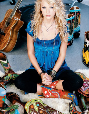  Taylor ~ Country Weekly (2006)