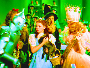 The Wizard of Oz - Tin Man, Dorothy, Toto, Scarecrow and Glinda