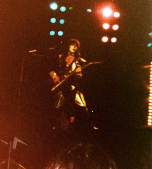  Vinnie ~Rockford, Illinois...December 31, 1982 (Creatures of the Night Tour)