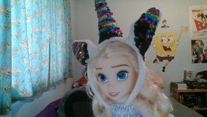  Elsa Bunny Wishes te A Wonderful Easter