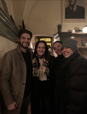  Jessie Mei Li with Ben Barnes, marguerite, daisy Head, and a fan in Vienna