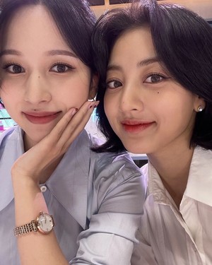  Mina and JIhyo