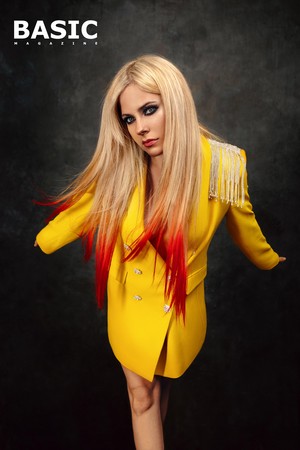  Avril Lavigne for Basic Magazine (2022)