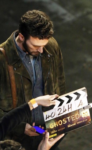  Chris Evans on the set of Ghosted in Londres | May 2022
