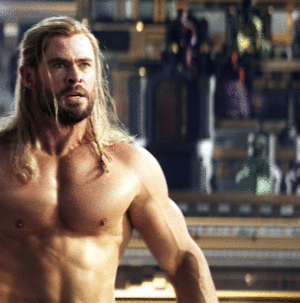  Chris Hemsworth as Thor Odinson in Thor: প্রণয় and Thunder