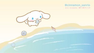  Cinnamoroll at the plage