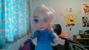  Elsa Came によって To Give Out A Hug And Wish あなた A Wonderful Weekend