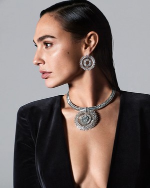 Gal Gadot for Tiffany & Co. (2022 Botanica Collection)