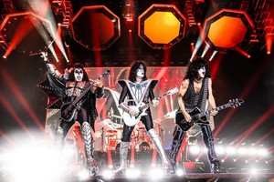  吻乐队（Kiss） ~Antwerp, Belgium...June 6, 2022 (End of the Road Tour)