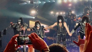  Kiss ~Frankfurt, Germany...June 24, 2022 (End of the Road Tour)