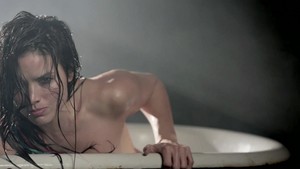  Katrina Law: Hot And Sexy - In The Tub