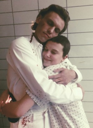Stranger Things 4 - Behind the Scenes - Jamie Campbell Bower and Millie Bobby Brown