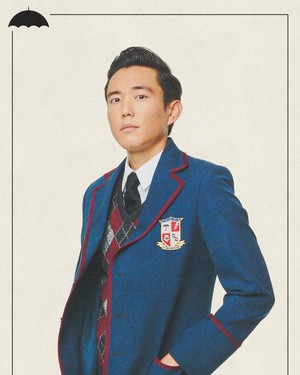  The Umbrella Academy - Uniform Portrait - Ben