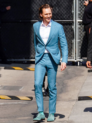  Tom Hiddleston at JKL montrer in Los Angeles, CA | May 23, 2022