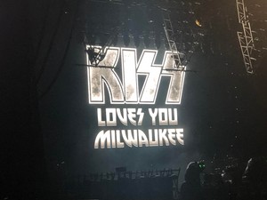  kiss ~Milwaukee, Wisconsin...May 11, 2022 (End of the Road Tour)