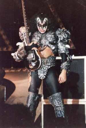  Gene ~Düsseldorf, Germany...September 12, 1980 (Unmasked World Tour)