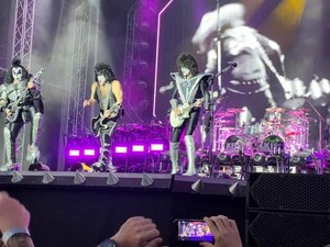  KISS ~Bucharest, Romania...July 16, 2022 (End of the Road Tour)