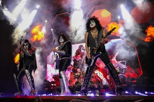  吻乐队（Kiss） ~Budapest, Hungary...July 14, 2022 (End of the Road Tour)