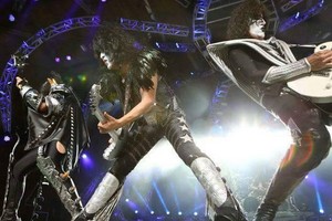  吻乐队（Kiss） ~Cuyahoga, Ohio...August 26, 2014 (40th Anniversary World Tour)