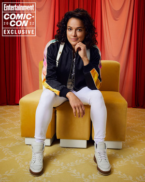  Michelle Rodriguez - Comic-Con Portrait سے طرف کی Entertainment Weekly - 2022