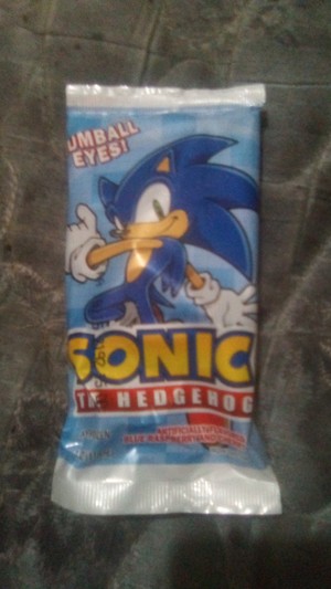  Sonic the Hedgehog (Ice Cream Bar With Gumball Eyes)