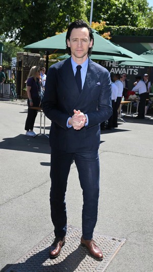  Tom Hiddleston arrives for Men’s Singles Final jour | July 10, 2022