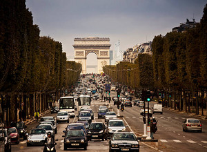  Champs-Élysées and Arc de Triomphe