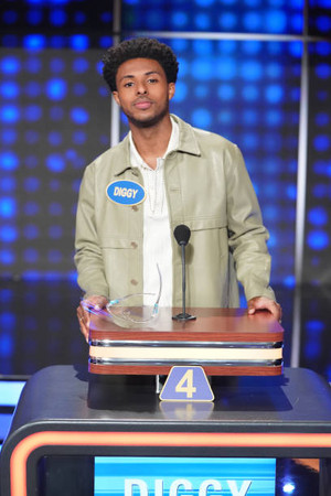  Diggy Simmons on “Family Feud”