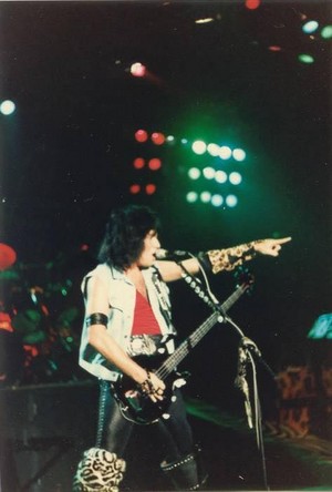  Gene ~Brussels, Belgium...November 3, 1984 (Animalize Tour)