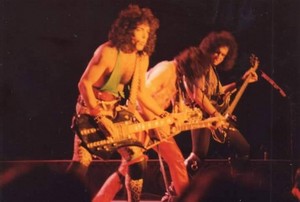  baciare ~Clermont-Ferrand, France...October 19, 1983 (Lick it Up Tour)