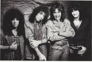  吻乐队（Kiss） ~London, England...October 14, 1984 (Animalize Tour)
