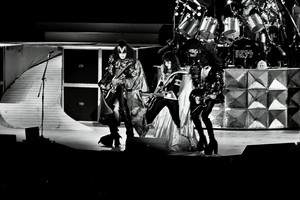  吻乐队（Kiss） ~Melbourne, Austrália...November 15, 1980 (Unmasked World Tour)