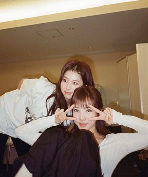  Sana and Nayeon