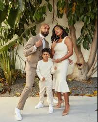  Jared Cotter, Melanie Fiona and their son