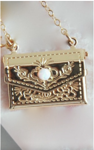  Gold Filled Envelope with Small Opal 목걸이