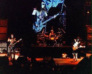  吻乐队（Kiss） ~Rotterdam, Holland...December 10, 1996 (Alive Worldwide Tour)