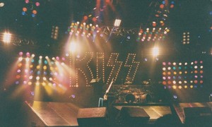  키스 ~Tokyo, Japan...January 30, 1995 (KISS My 나귀, 엉덩이 Tour)