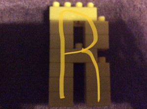  Lego Block R