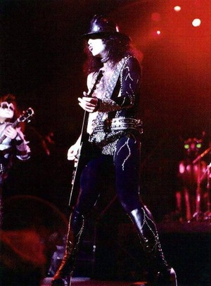  Paul ~Tulsa, Oklahoma...January 6, 1977 (Rock and Roll Over Tour)