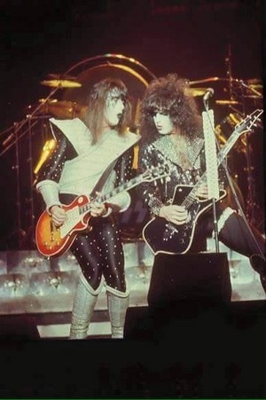  Paul and Ace (NYC) December 15, 1977 (Alive II Tour)