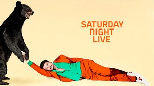  Pedro Pascal | Saturday Night Live | Bumper mga litrato