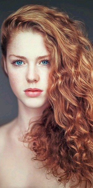  Redhead