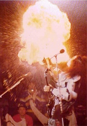 Gene ~Fukuoka, Japan...March 30, 1977 (Rock and Roll Over Tour)