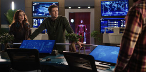  The Flash - Episode 9.08 - Partners In Time - Promo Pics