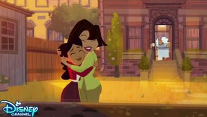  The Proud Family: Louder and Prouder - Grandma's Hands 1083