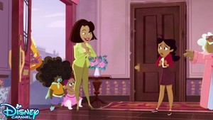  The Proud Family: Louder and Prouder - Grandma's Hands 458